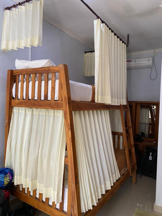 Bintang Hostel And Homestay Sakti Ngoại thất bức ảnh